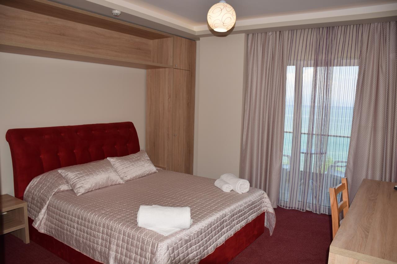Hotel Pogradeci 2 Tushemisht Esterno foto
