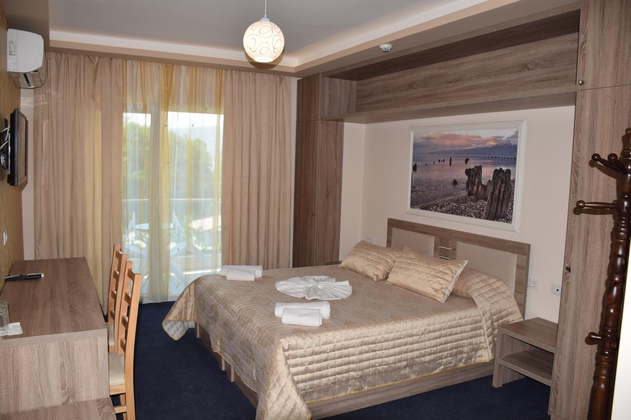 Hotel Pogradeci 2 Tushemisht Esterno foto